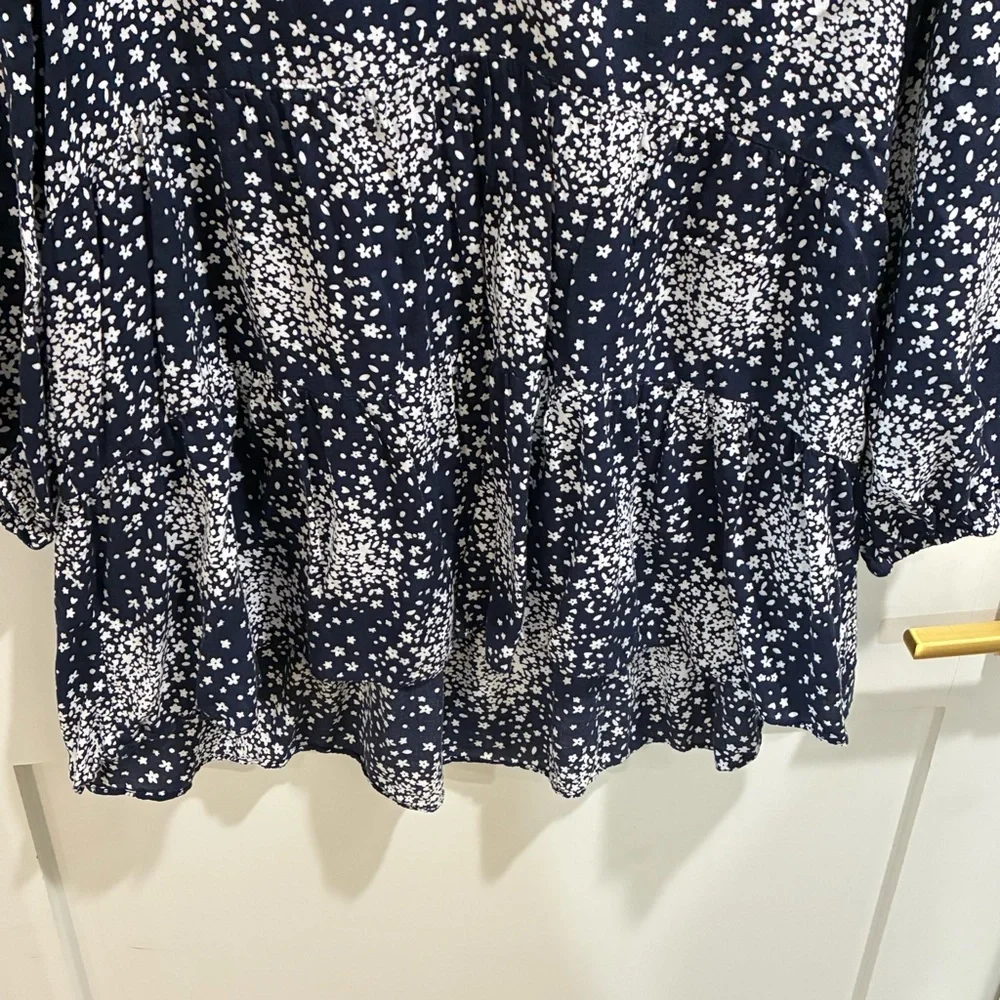 Boden Willow Top Floral Tiered Blouse V-Neck Puff Sleeve Boho Flowy Small 2